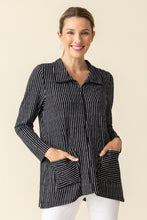 Load image into Gallery viewer, Habitat Core Travel Printed Jacket with Zip Up Front