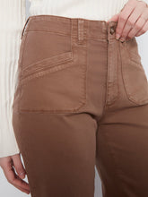 Load image into Gallery viewer, Charlie b Cropped Wide Leg Stretch Twill Pants with Patch Pockets