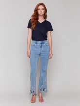 Load image into Gallery viewer, Charlie b Front Slit Embroidered Jean