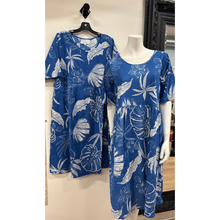 Load image into Gallery viewer, One Summer Yvonne Dress with Round neck and Short Sleeves