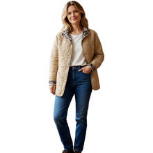 Load image into Gallery viewer, Lightweight Quilted Reversible Jacket