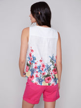 Load image into Gallery viewer, Charlie b  Printed Side Button Linen Tank Top
