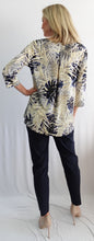 Load image into Gallery viewer, Softworks 3/4 Sleeve Top with V-Neck and Back Pleat
