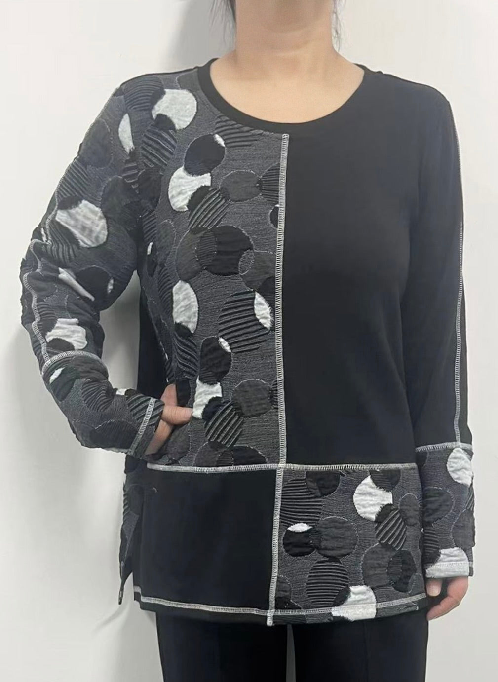 Blocked Tunic with Long Sleeves and Round Neck (Copy)