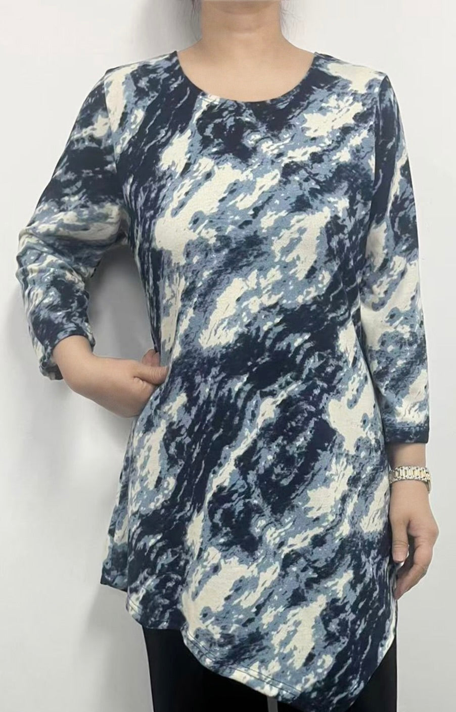 Tunic with an Assymetric Hem and 3/4 Sleeves (Copy)