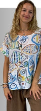 Load image into Gallery viewer, Plum Loco Whimisical Linen Fish Print Top
