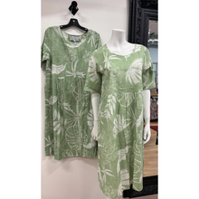 Load image into Gallery viewer, One Summer Yvonne Dress with Round neck and Short Sleeves

