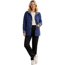 Load image into Gallery viewer, Lightweight Quilted Reversible Jacket
