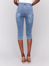 Load image into Gallery viewer, Charlie b Knee High Capri Jeans
