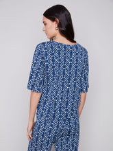 Load image into Gallery viewer, Charlie b Printed V-Neck Top with Knot Hem

